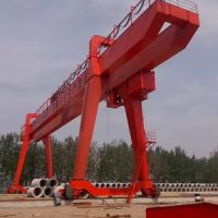 鎮(zhèn)江門式起重機。龍門吊