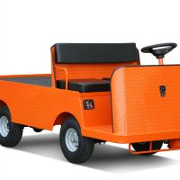 Taylor-Dunn電動運輸車，牽引車