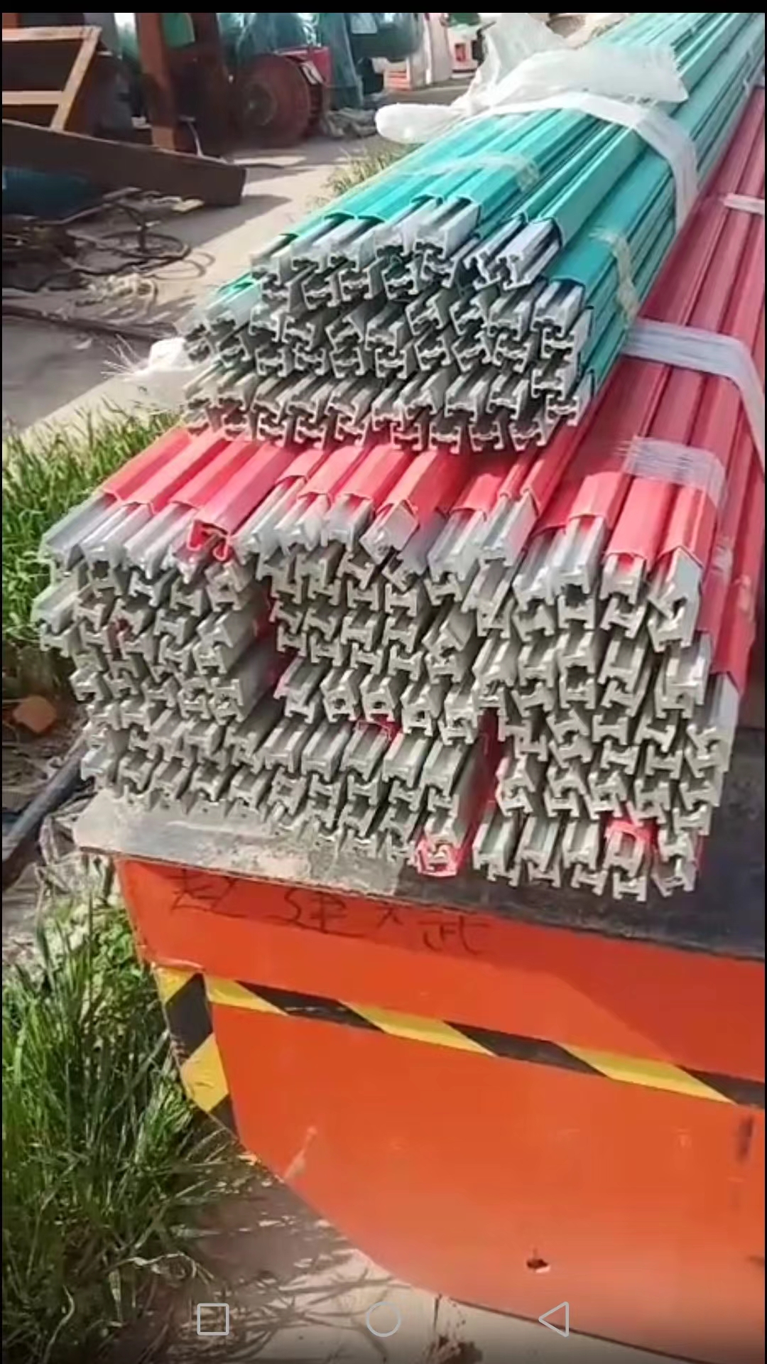 河南單極集電器廠家現(xiàn)貨供應